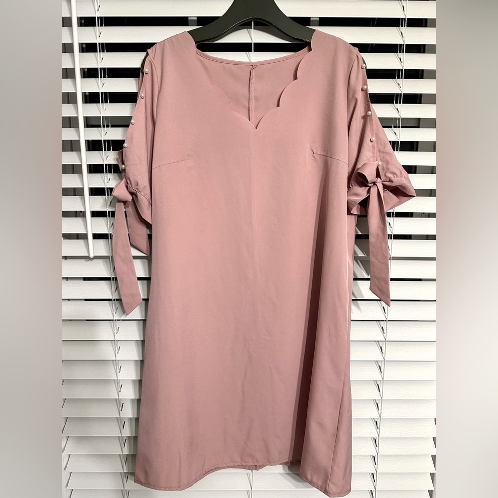 🛍️ Super cute lightweight dress with open sleeve Size L (8-10)